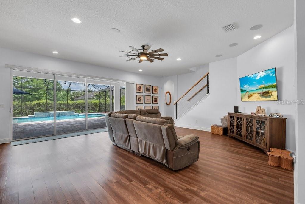 Image 15 of 47 For 5724 Shell Ridge Drive