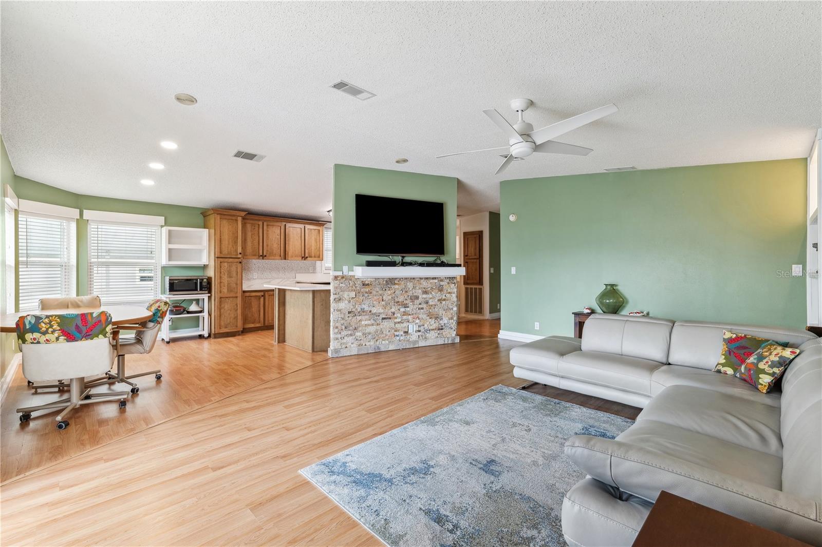 Image 12 of 28 For 5706 Ashen Avenue