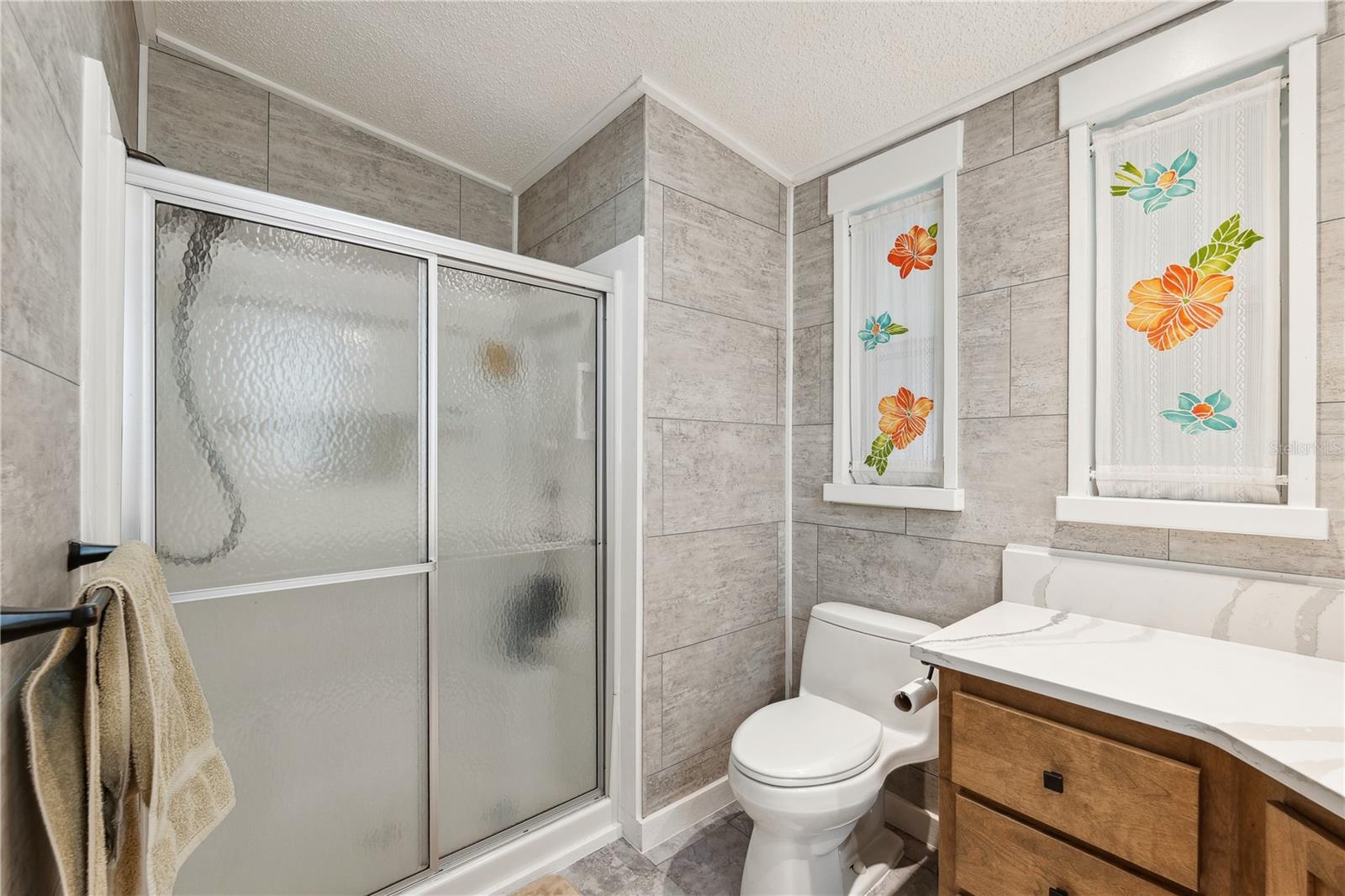 Image 14 of 28 For 5706 Ashen Avenue