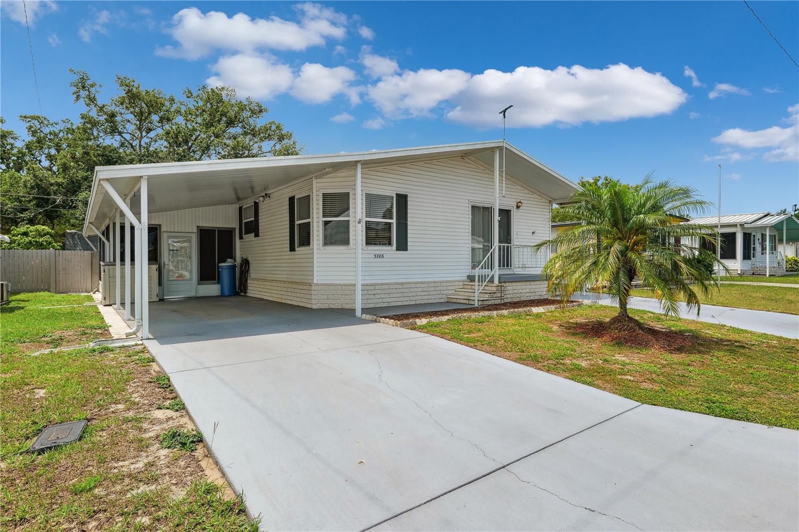Image 4 of 28 For 5706 Ashen Avenue