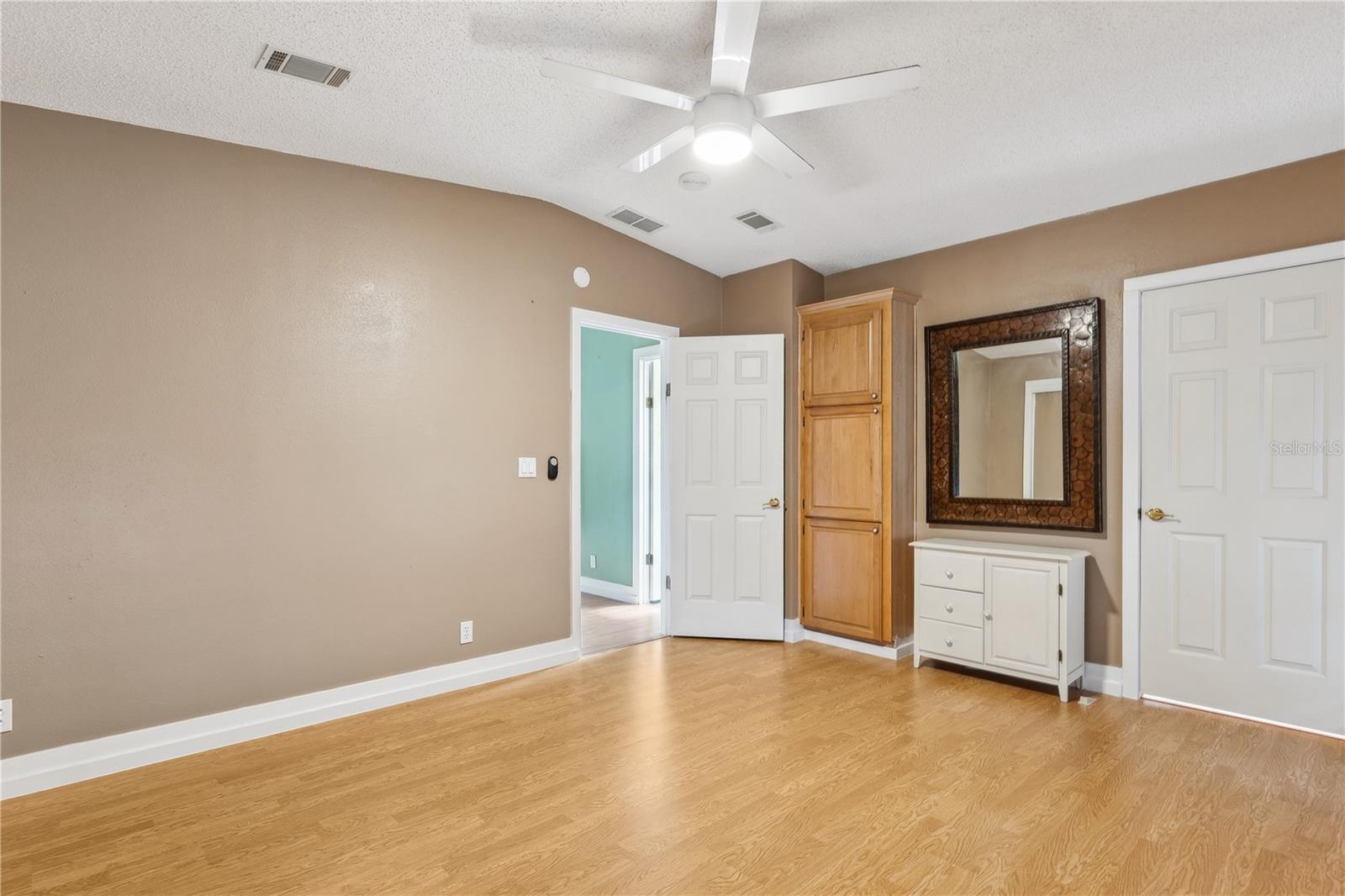 Image 5 of 28 For 5706 Ashen Avenue