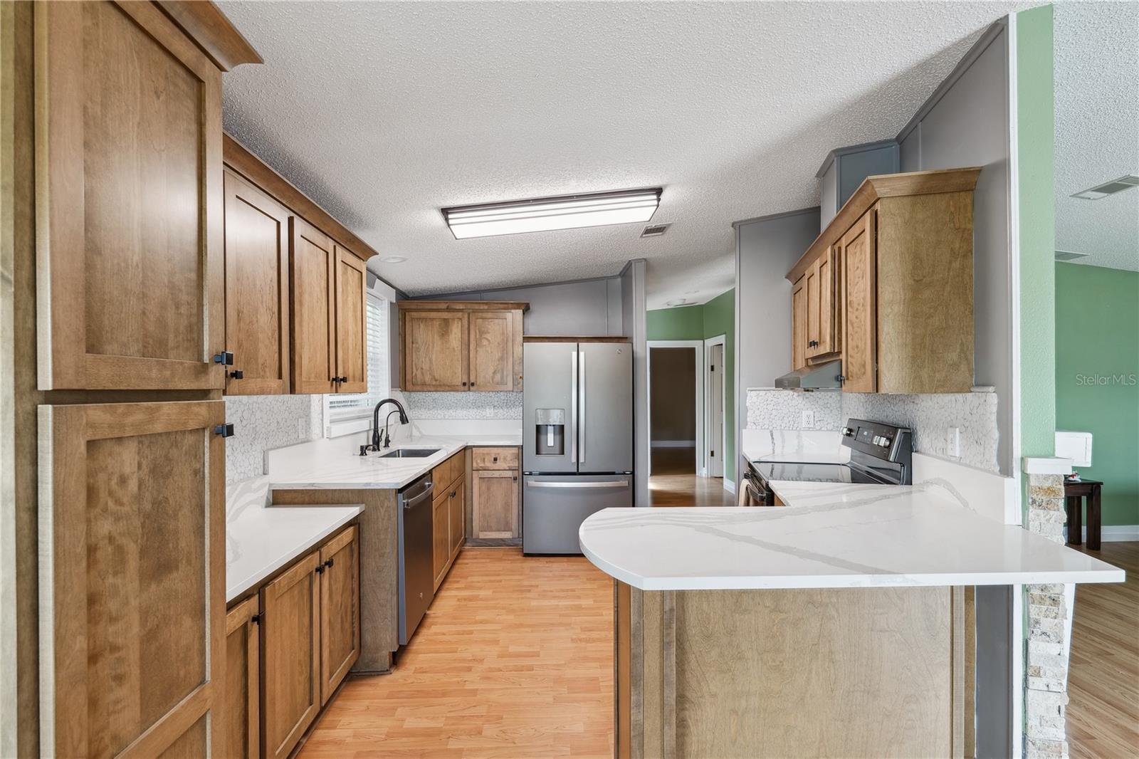 Image 7 of 28 For 5706 Ashen Avenue