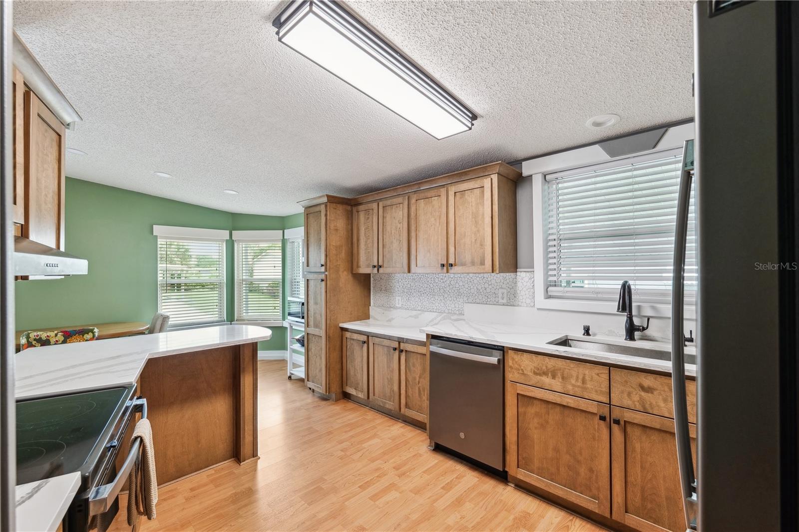 Image 8 of 28 For 5706 Ashen Avenue