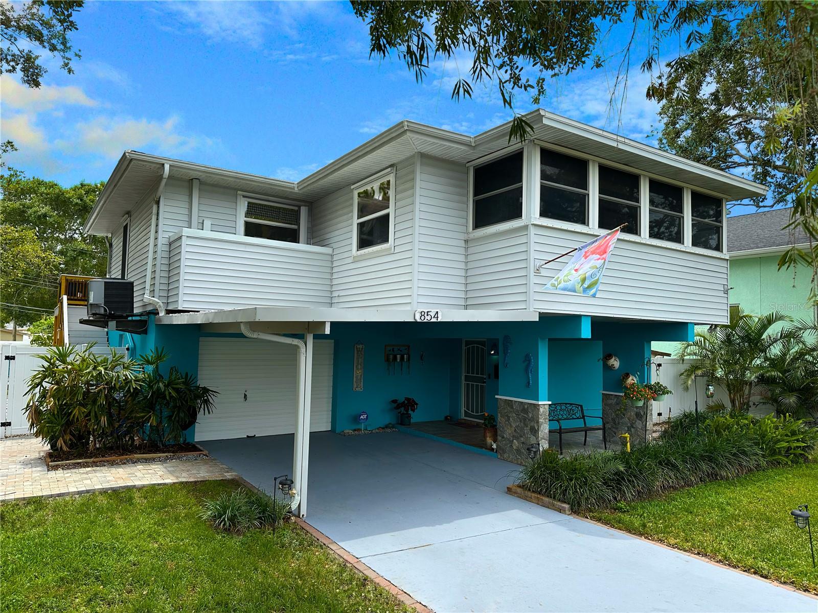 Details for 854 77th Avenue N, ST PETERSBURG, FL 33702
