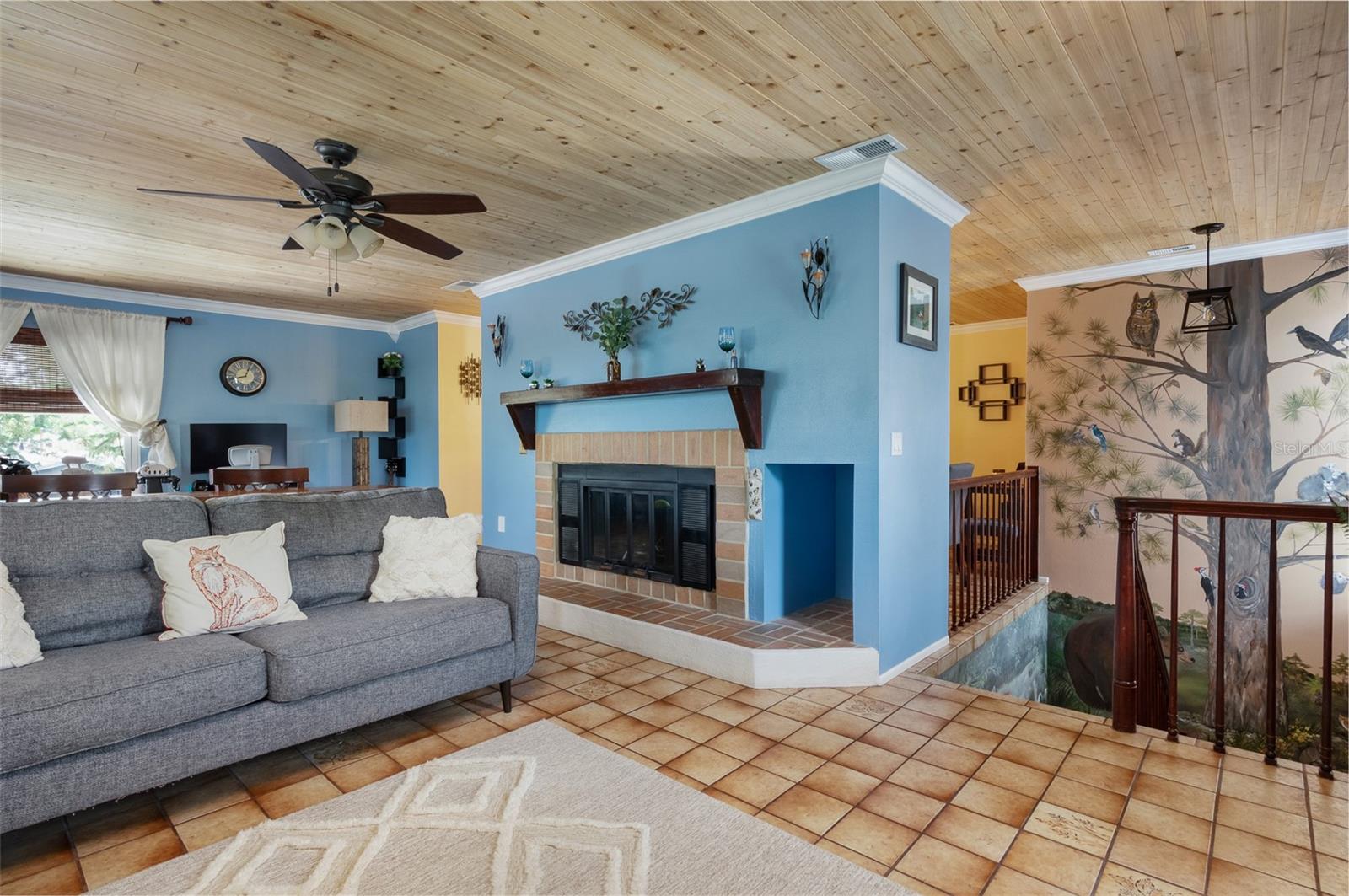 Image 10 of 52 For 854 77th Avenue N