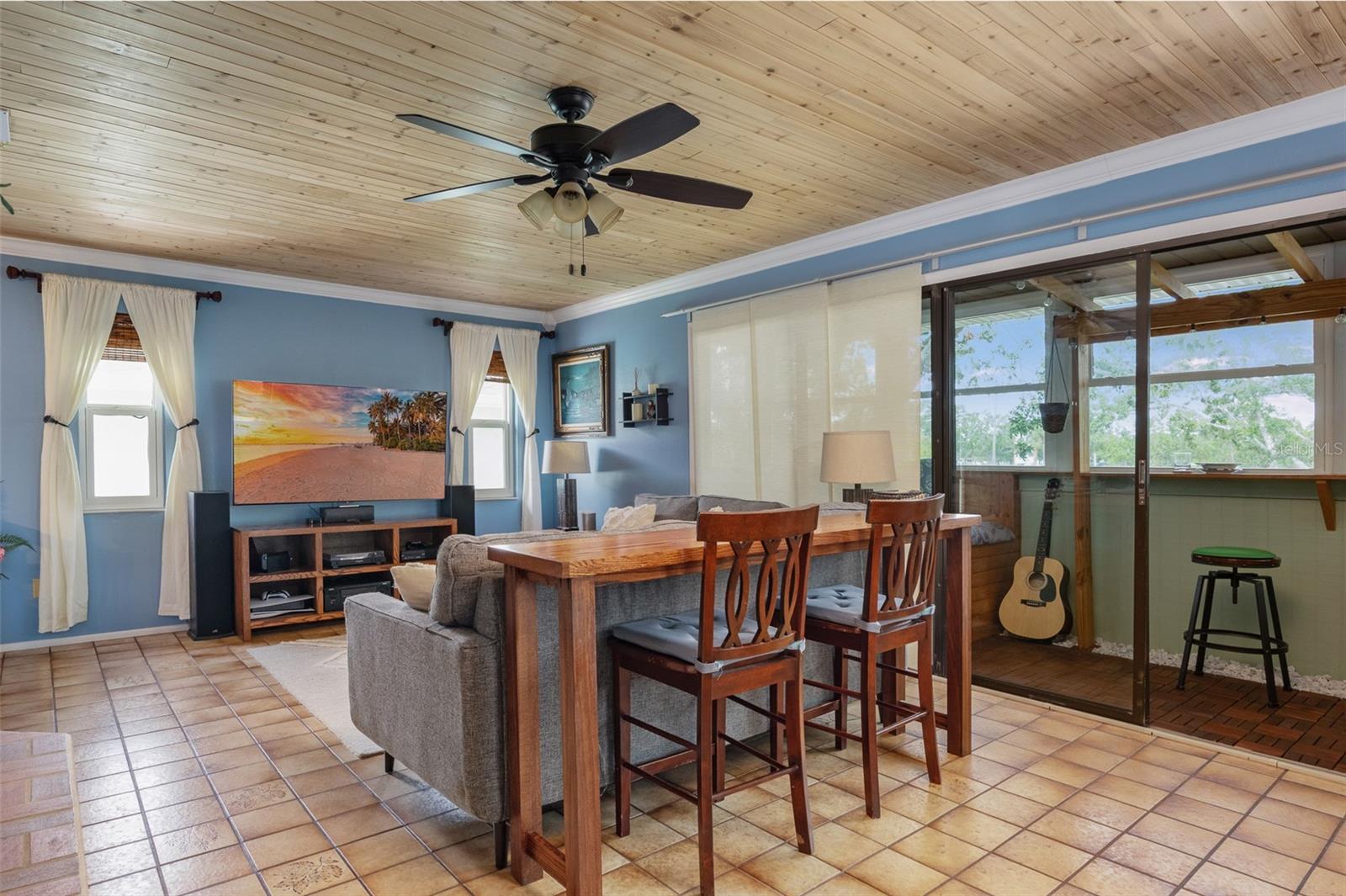 Image 14 of 52 For 854 77th Avenue N