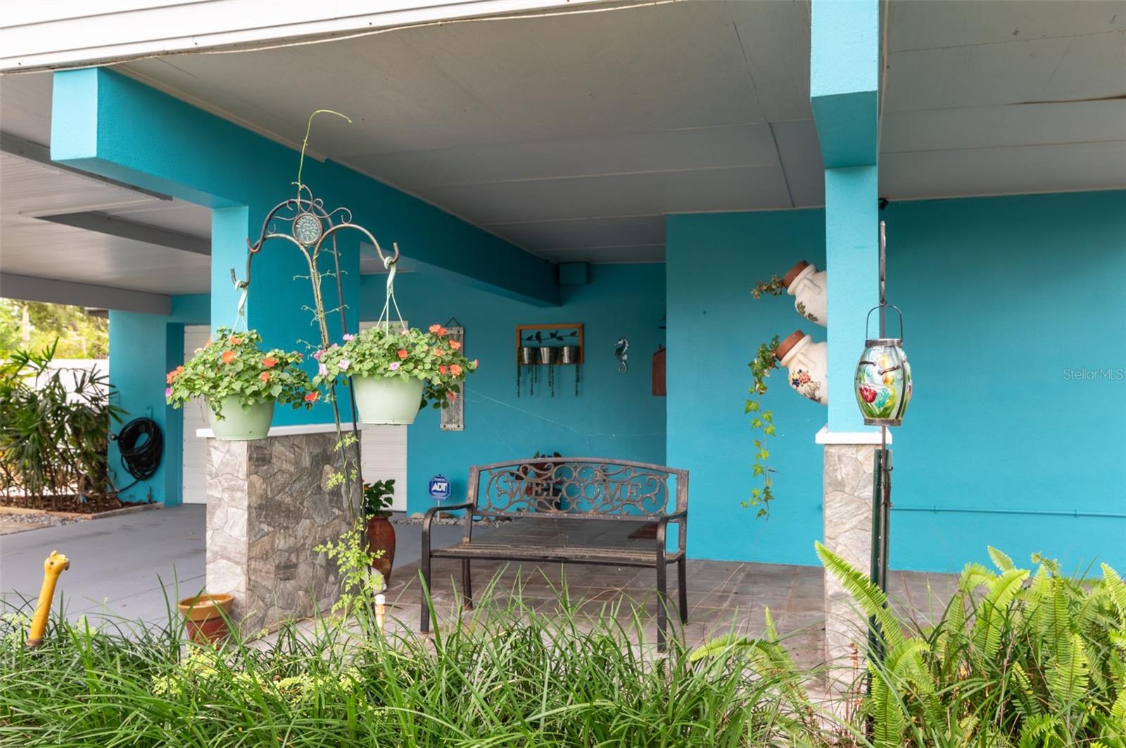 Image 4 of 52 For 854 77th Avenue N