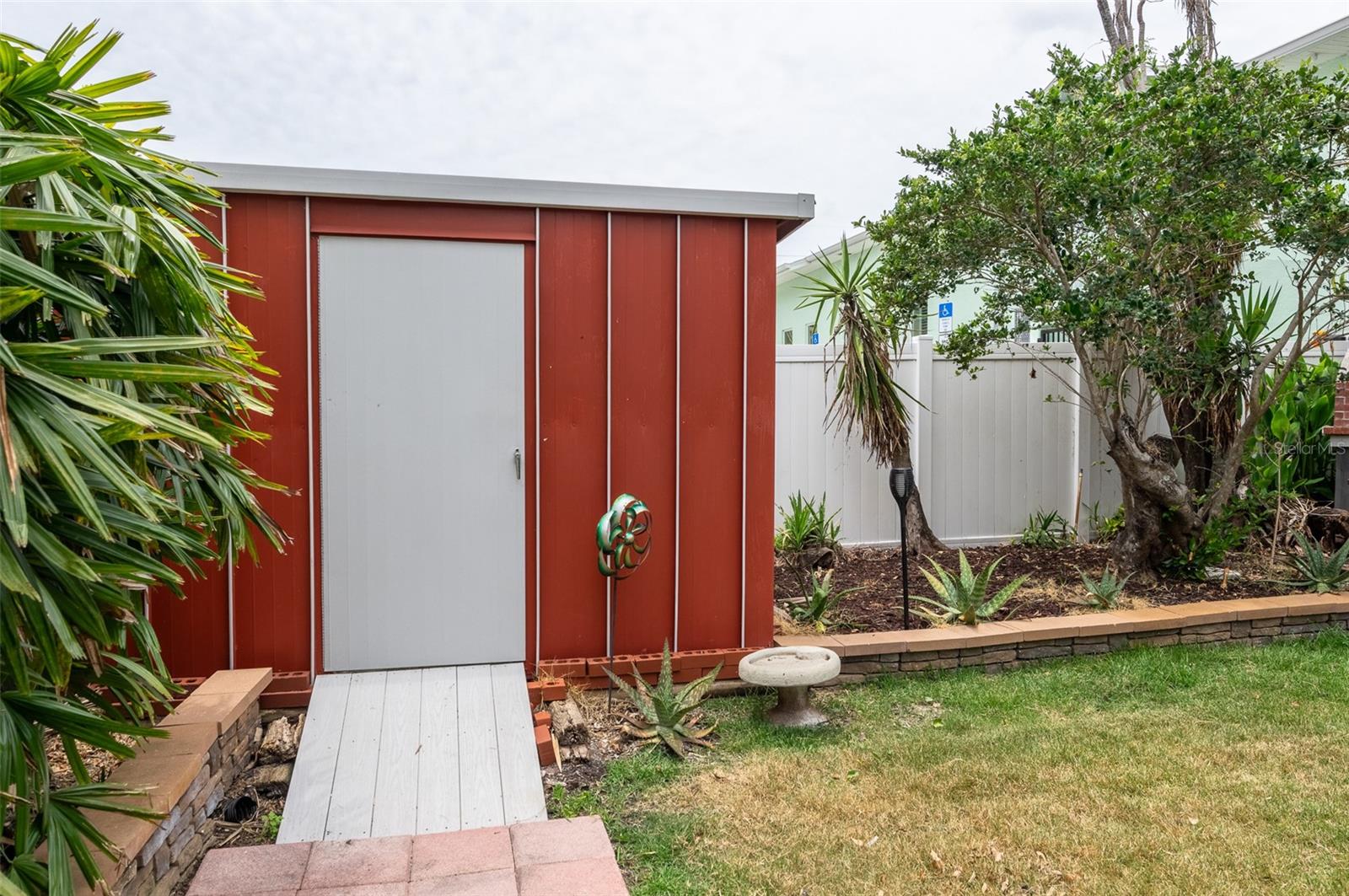 Image 46 of 52 For 854 77th Avenue N
