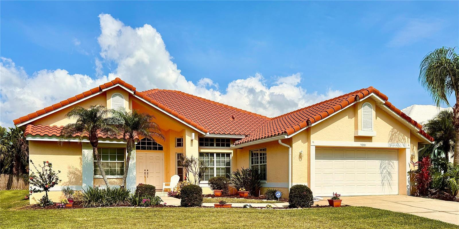 Details for 5001 Queen Palm Terrace Ne, ST PETERSBURG, FL 33703