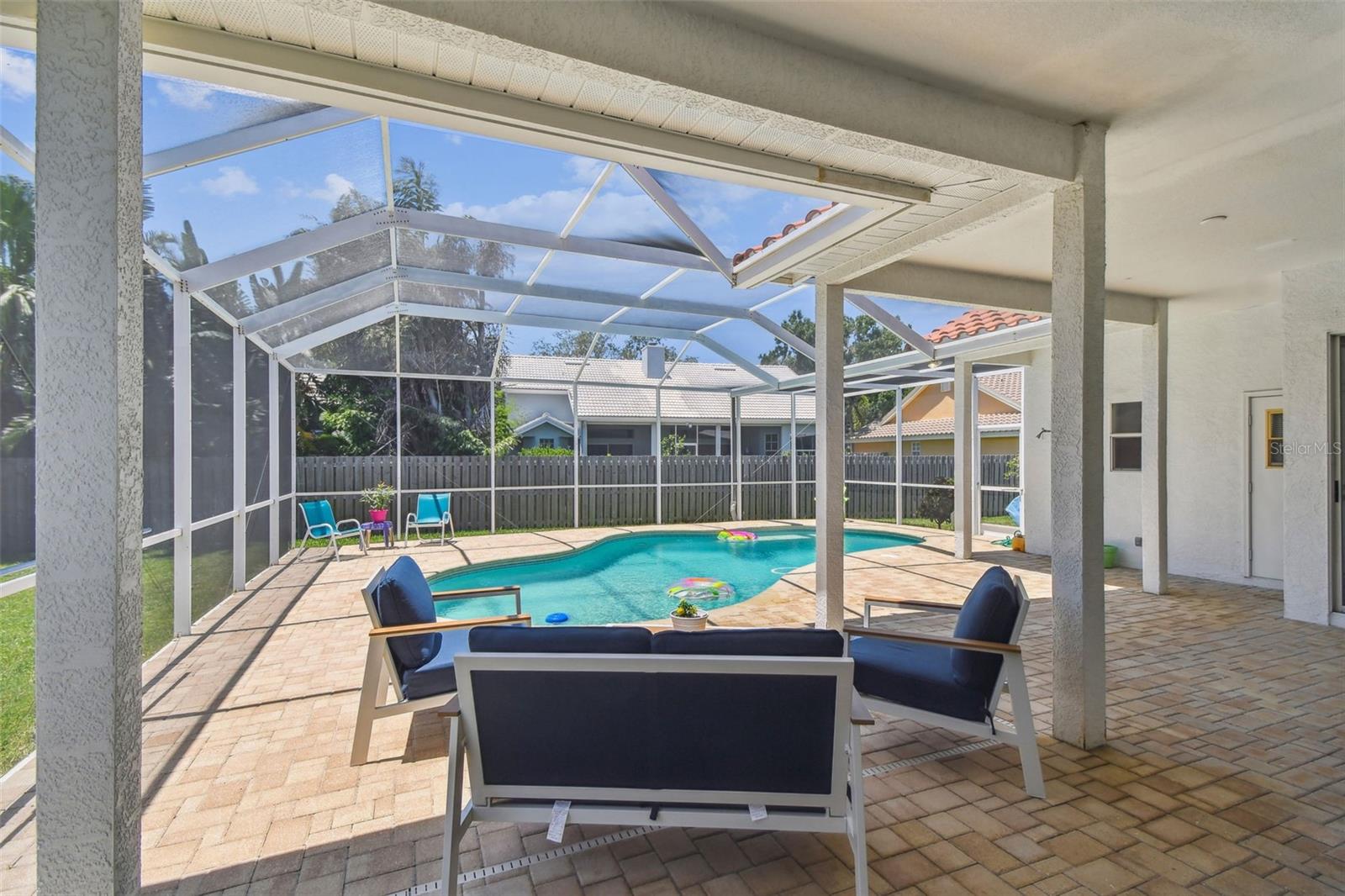 Image 12 of 82 For 5001 Queen Palm Terrace Ne