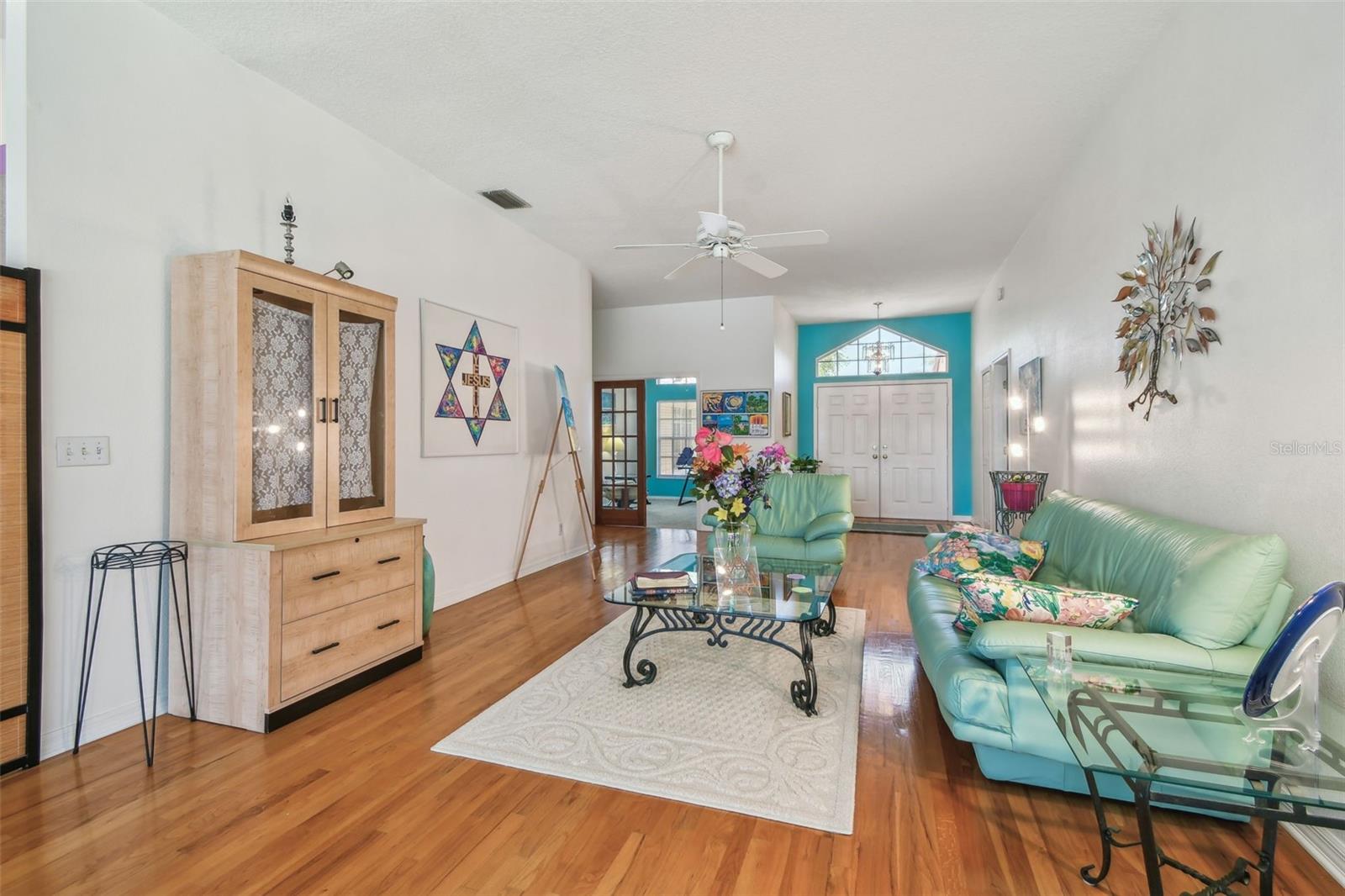 Image 26 of 82 For 5001 Queen Palm Terrace Ne