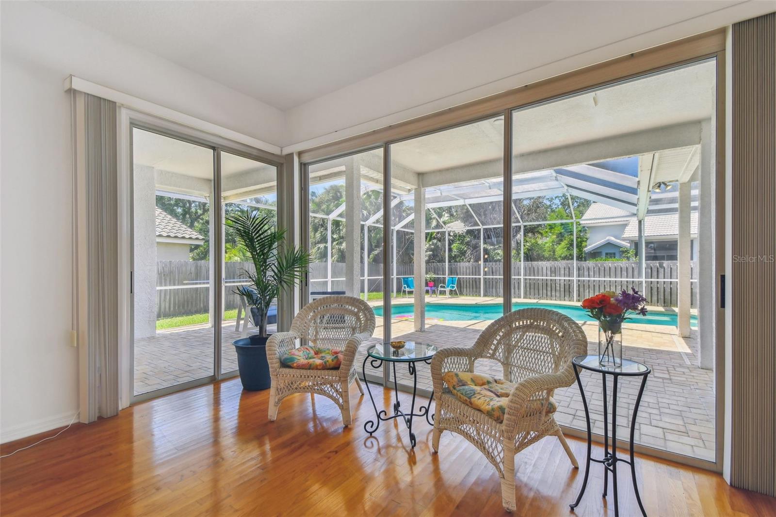 Image 28 of 82 For 5001 Queen Palm Terrace Ne