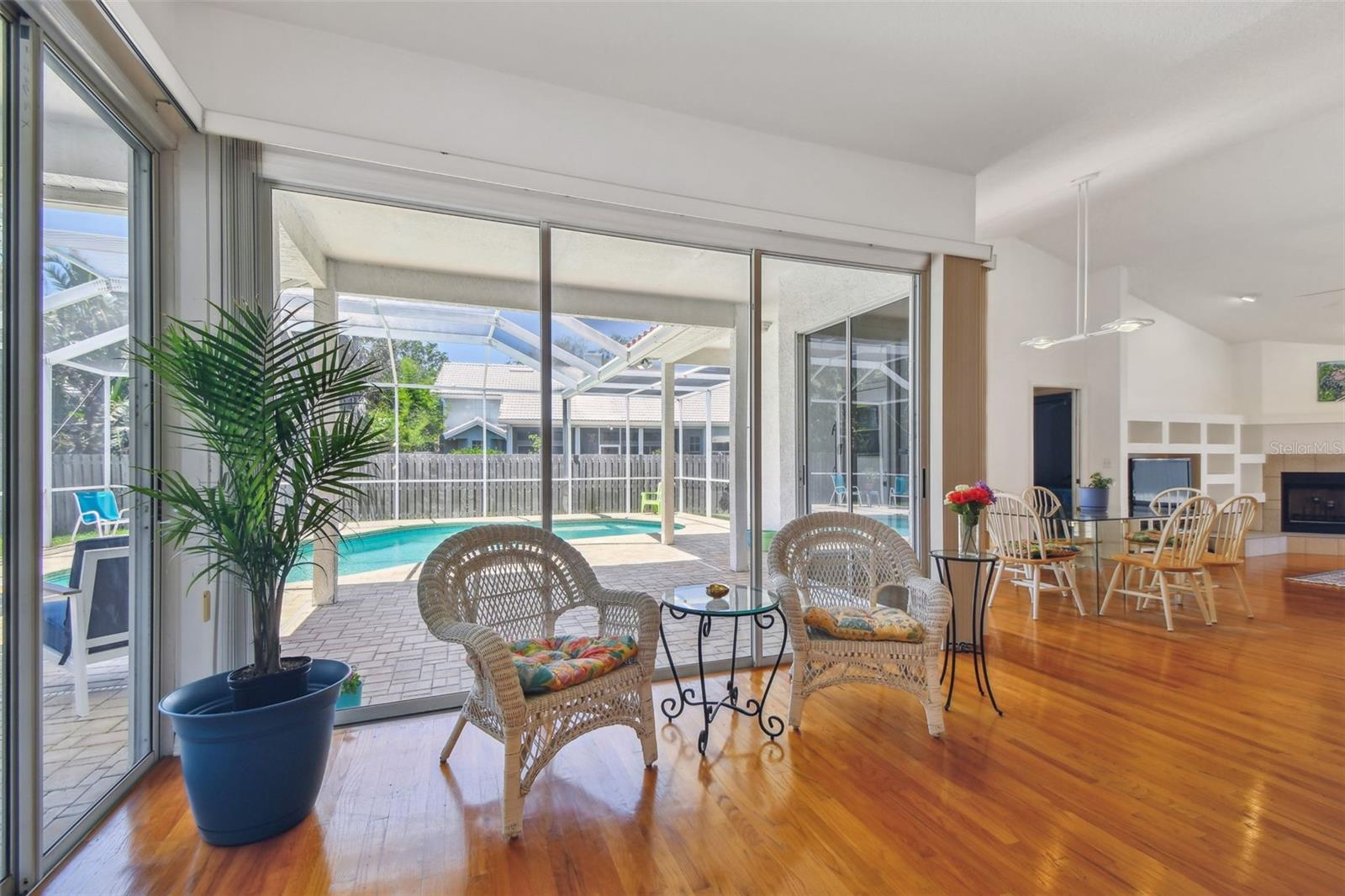 Image 29 of 82 For 5001 Queen Palm Terrace Ne