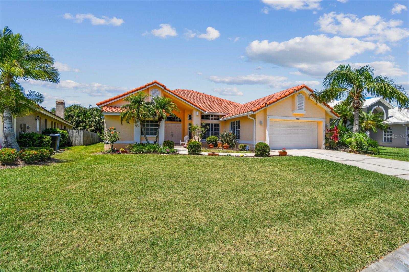 Image 3 of 82 For 5001 Queen Palm Terrace Ne