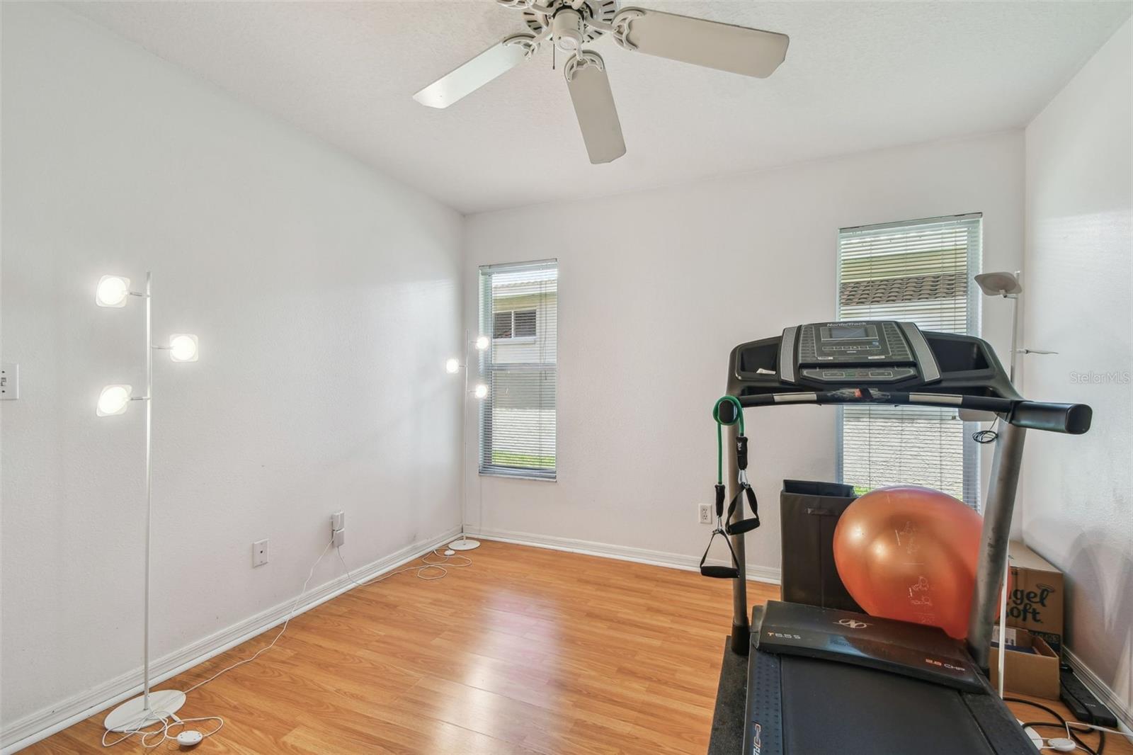 Image 54 of 82 For 5001 Queen Palm Terrace Ne