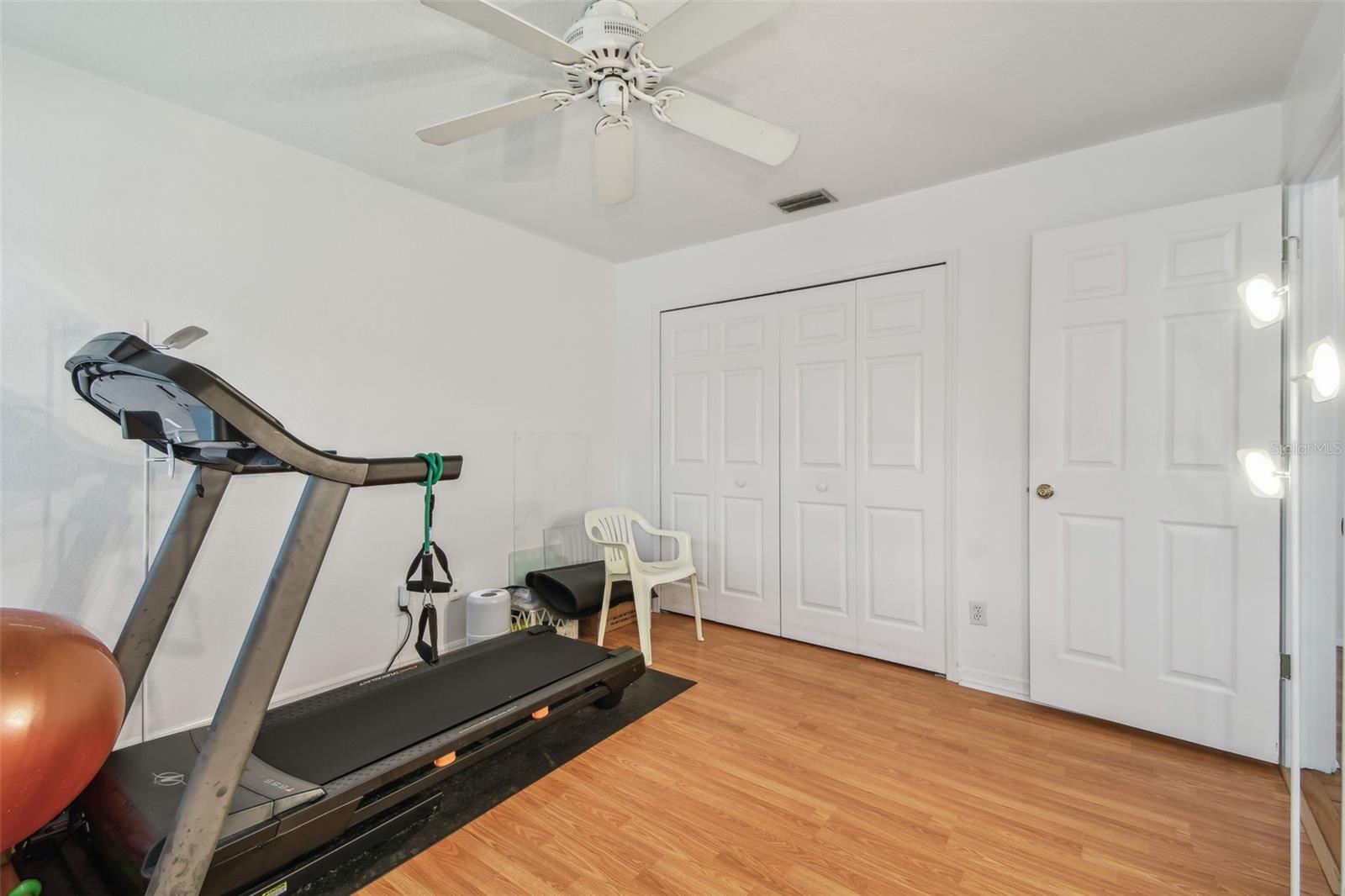 Image 55 of 82 For 5001 Queen Palm Terrace Ne