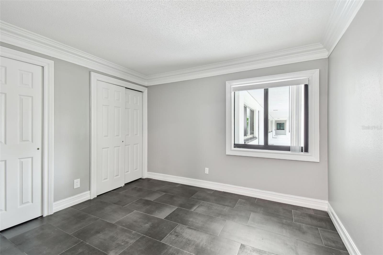 Image 16 of 54 For 2942 Bay Drive 12