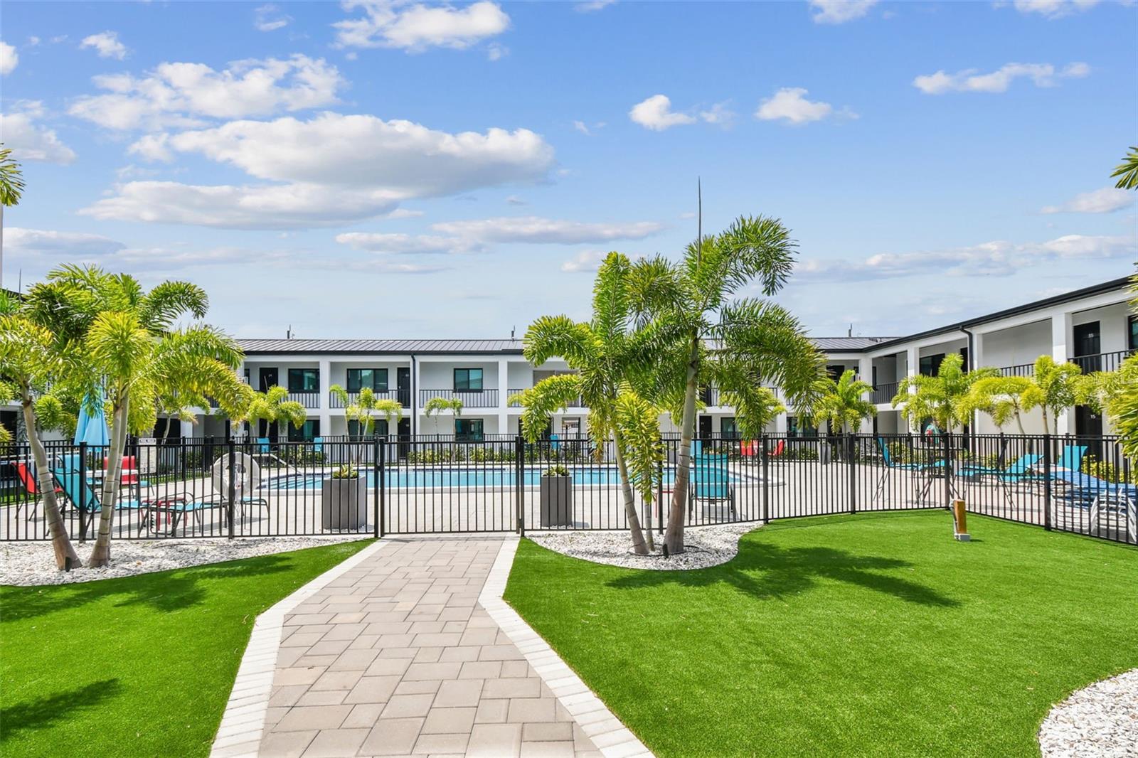 Image 33 of 54 For 2942 Bay Drive 12