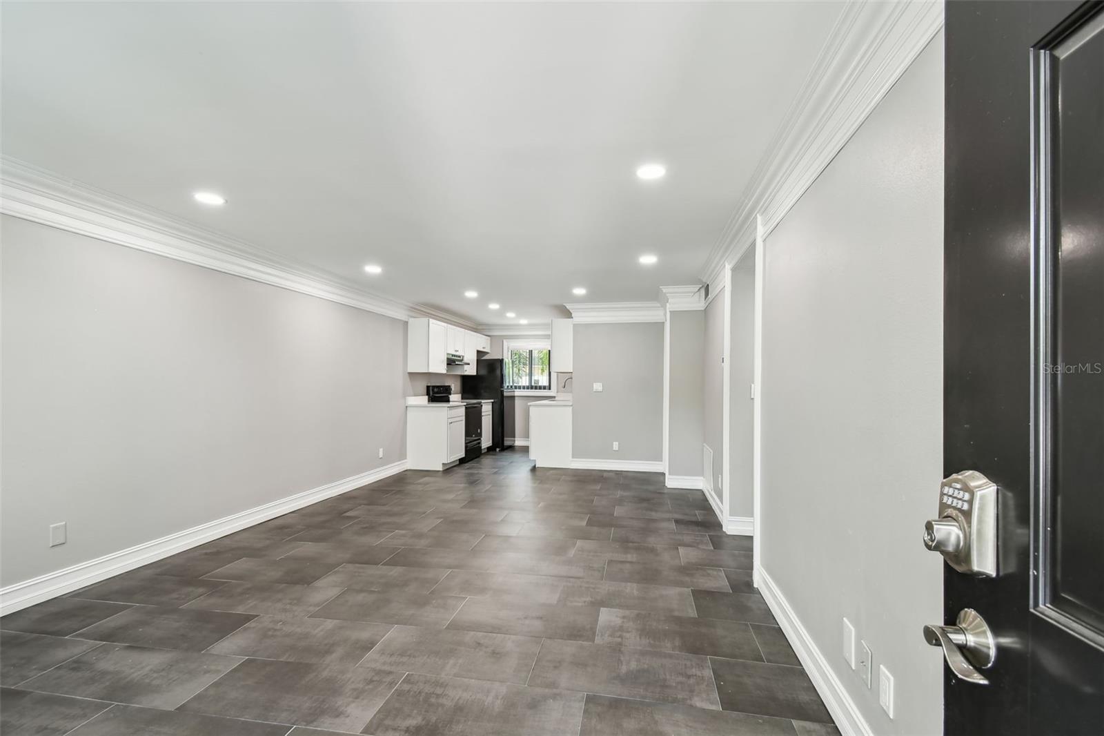 Image 5 of 54 For 2942 Bay Drive 12