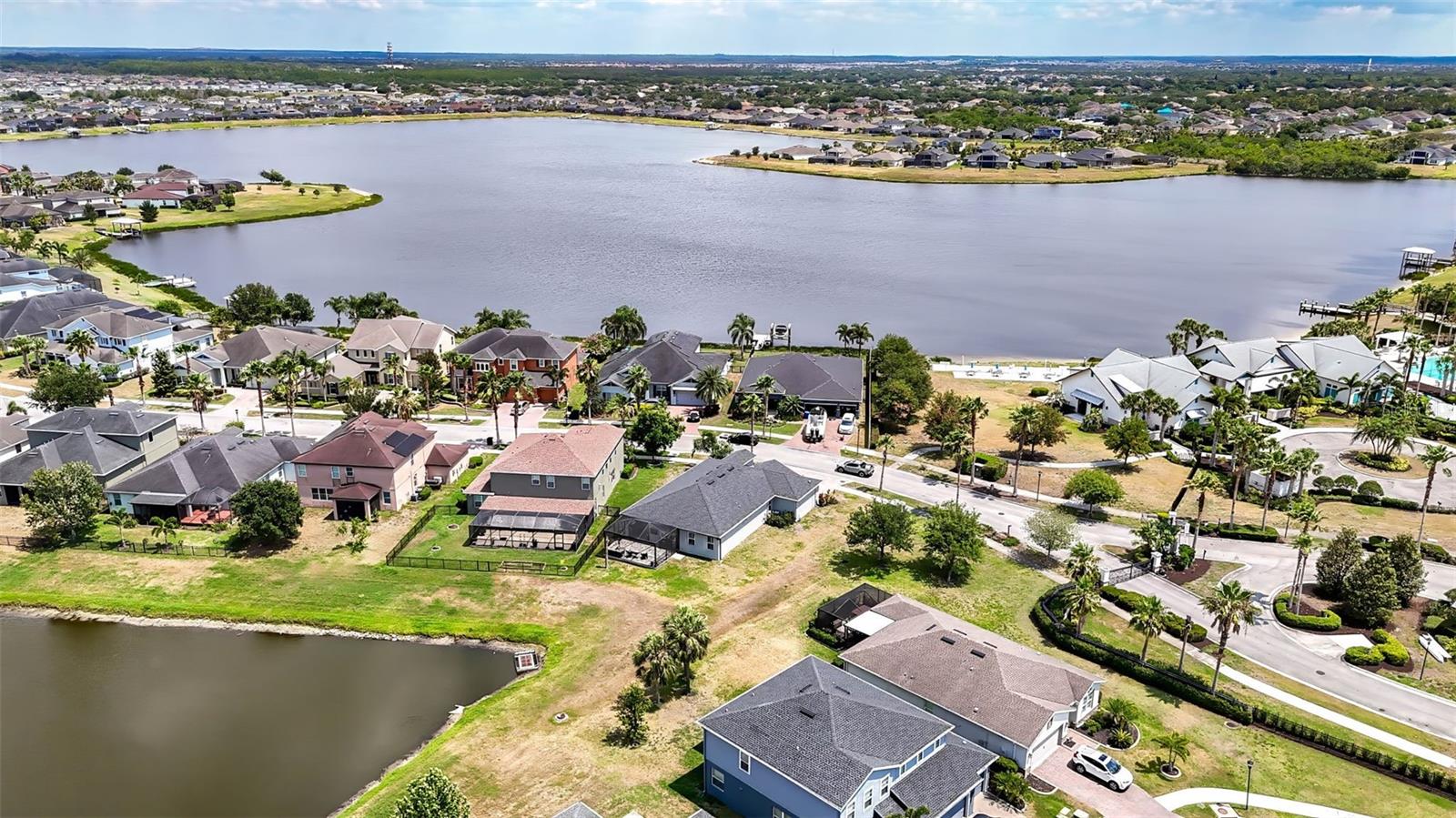 Image 35 of 51 For 11322 Lake Lucaya Drive