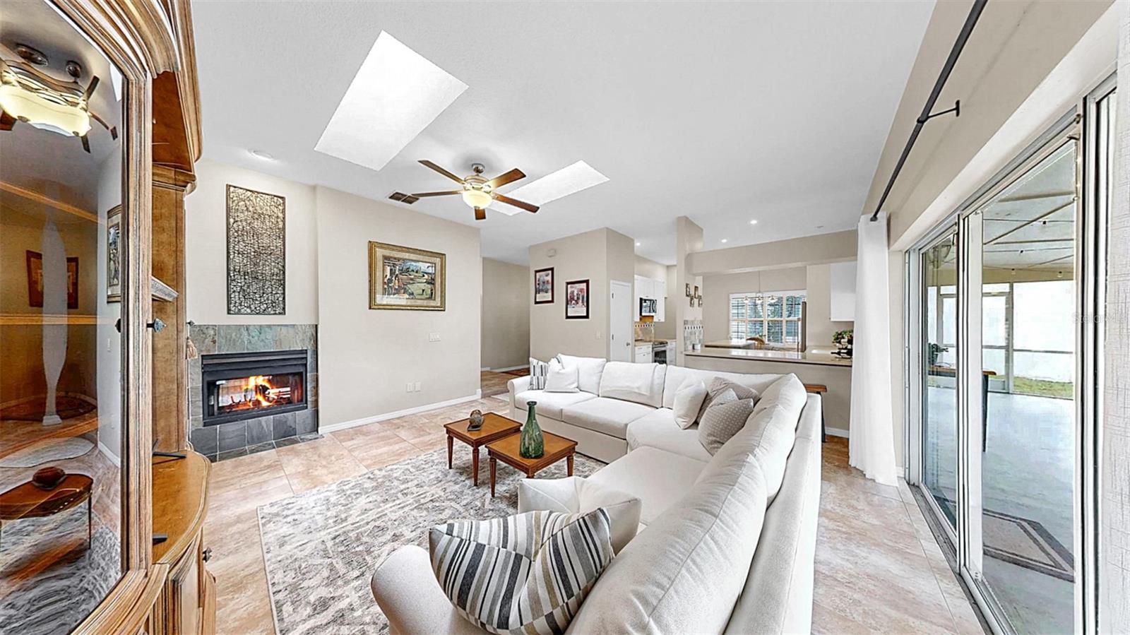 Image 25 of 48 For 9535 Norchester Circle