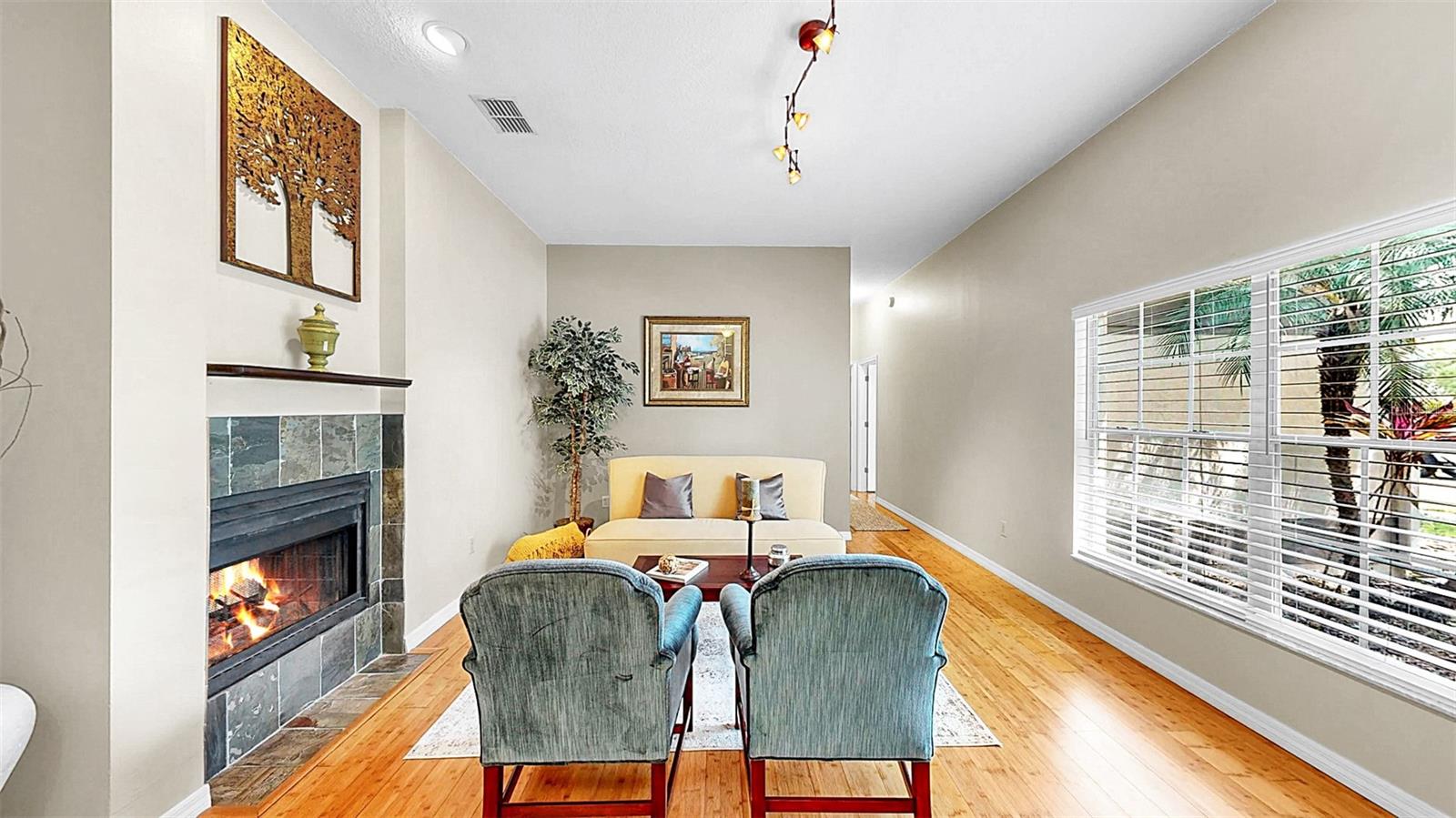 Image 6 of 48 For 9535 Norchester Circle