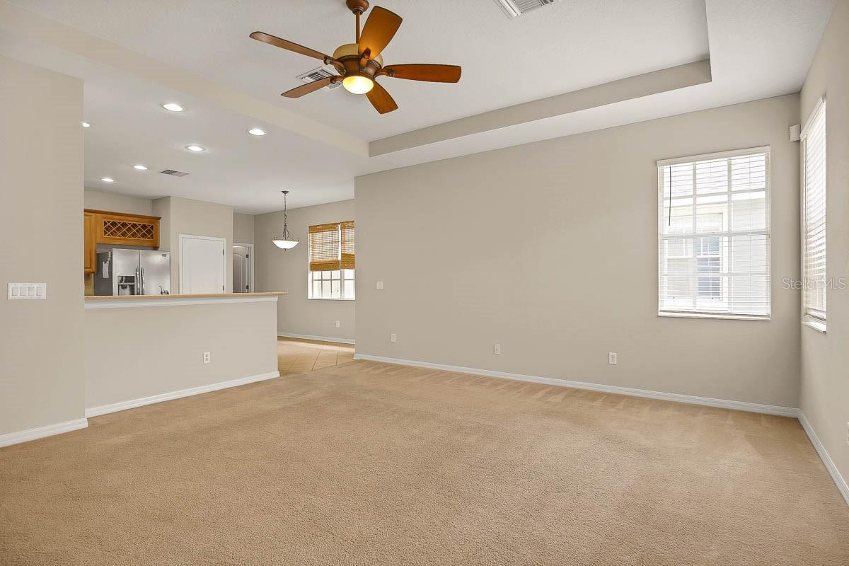 Image 14 of 37 For 16205 Palmettoglen Court