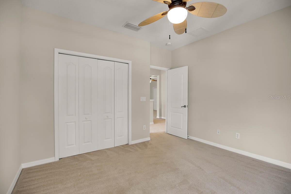 Image 20 of 37 For 16205 Palmettoglen Court