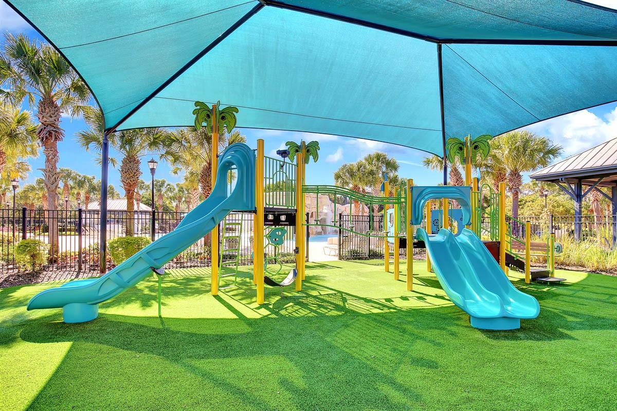 Image 31 of 37 For 16205 Palmettoglen Court