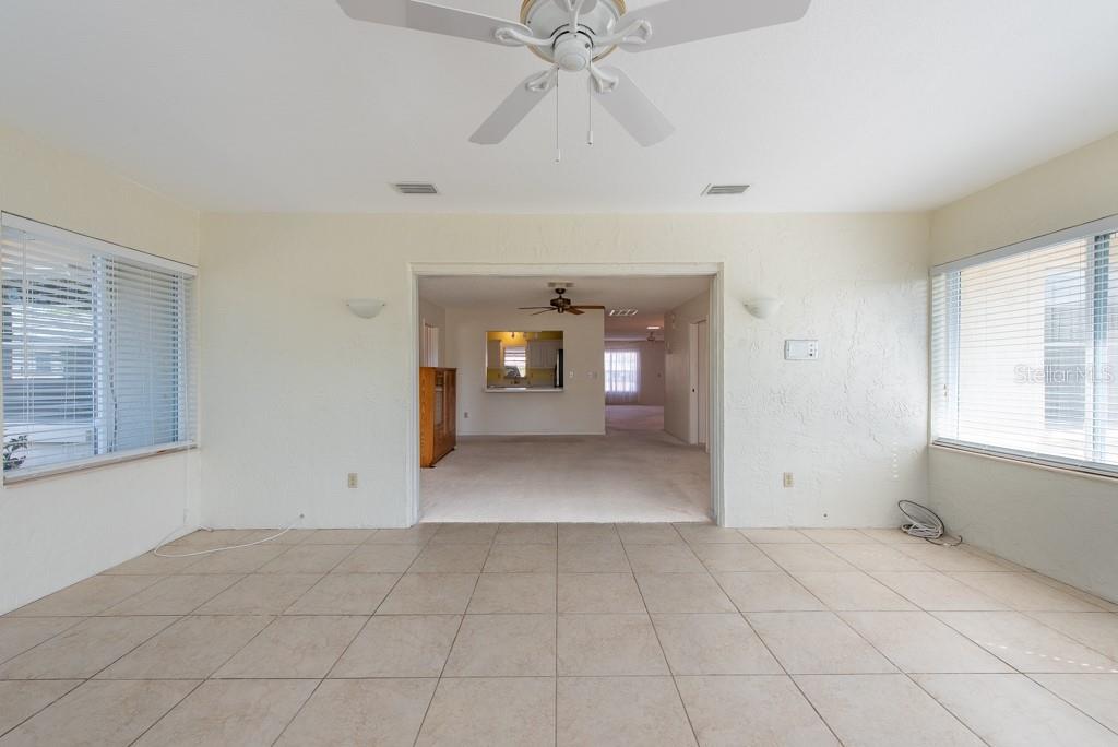 Image 17 of 44 For 106 Silverbell Court