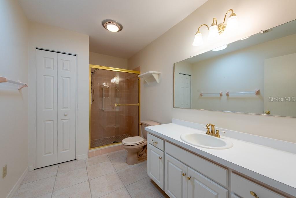 Image 21 of 44 For 106 Silverbell Court