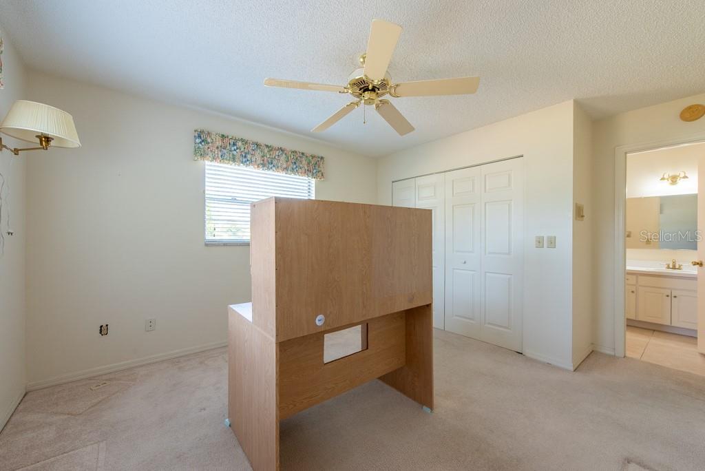 Image 23 of 44 For 106 Silverbell Court
