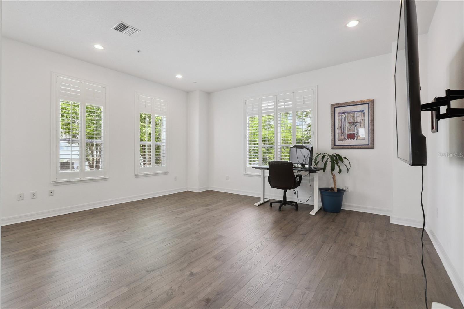 Image 9 of 23 For 4536 Bay Spring Court