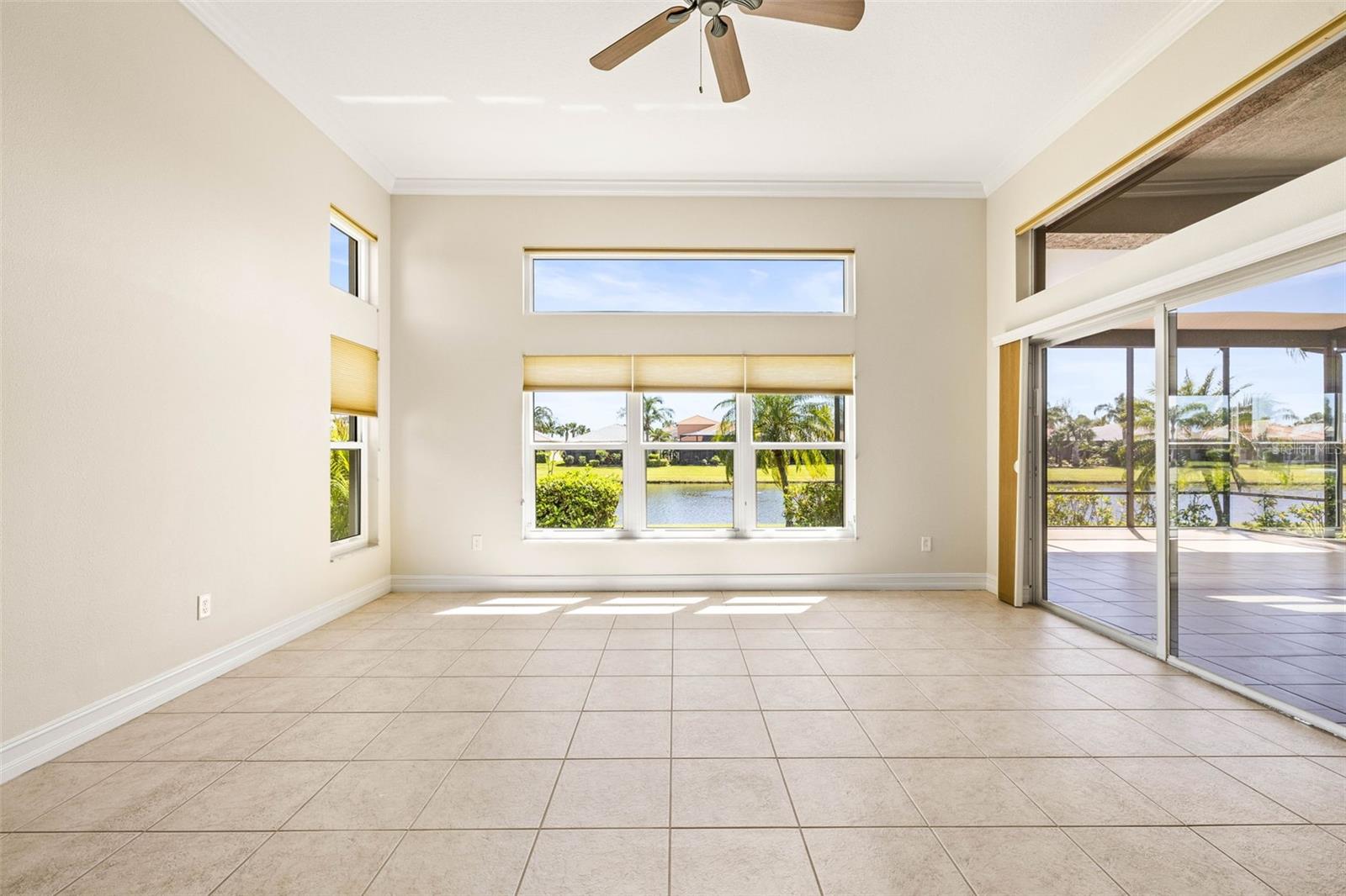 Image 11 of 44 For 4949 Sandy Brook Cir