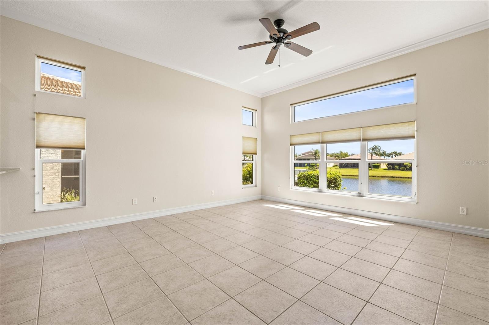 Image 12 of 44 For 4949 Sandy Brook Cir