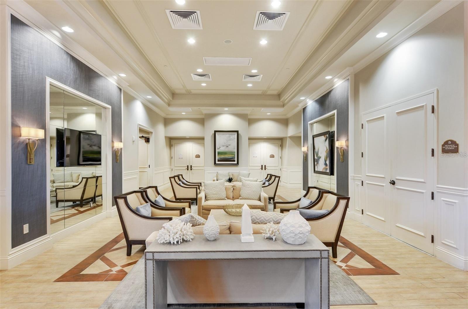 Image 43 of 44 For 4949 Sandy Brook Cir