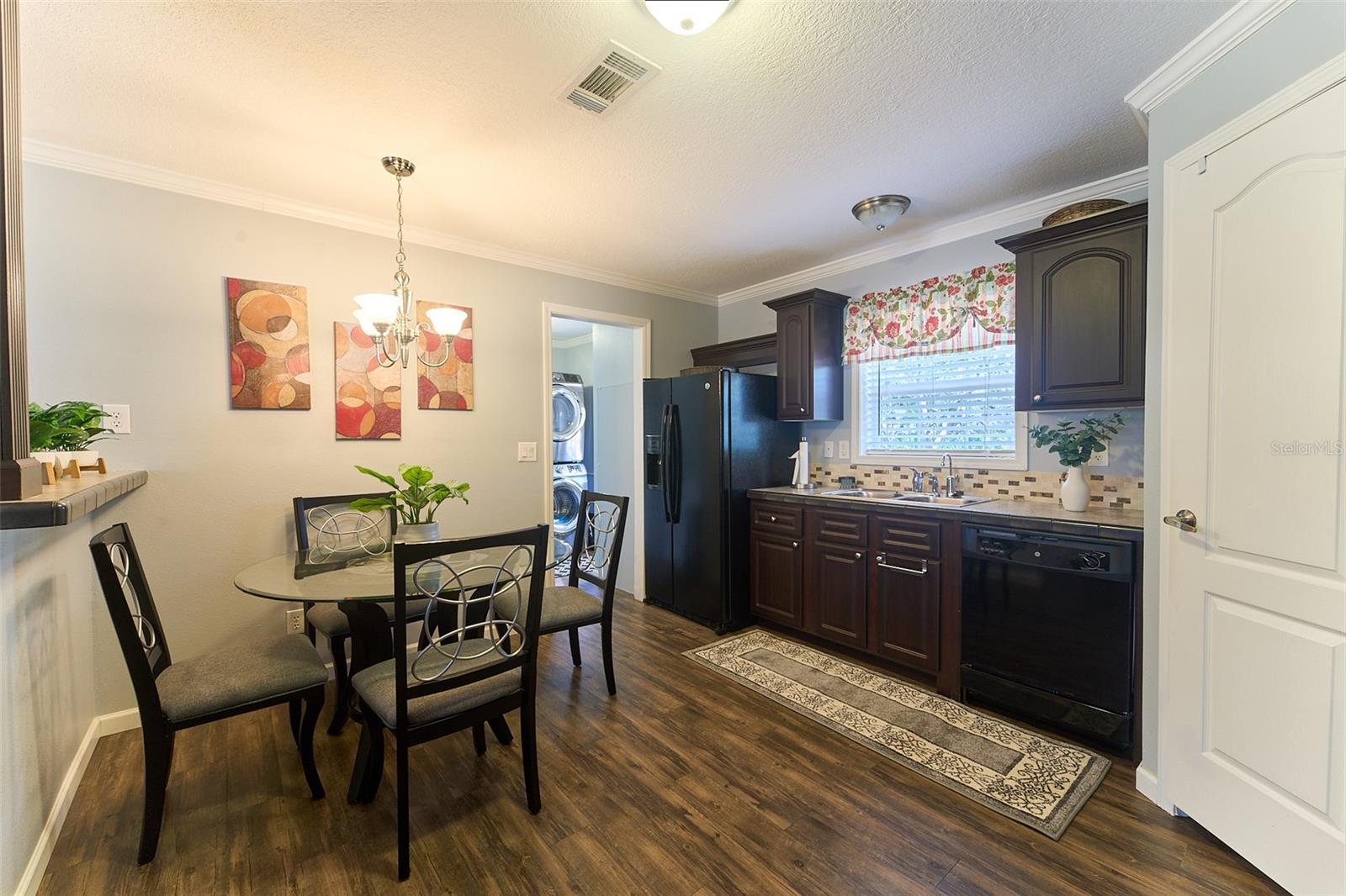 Image 13 of 47 For 720 Wendel Avenue