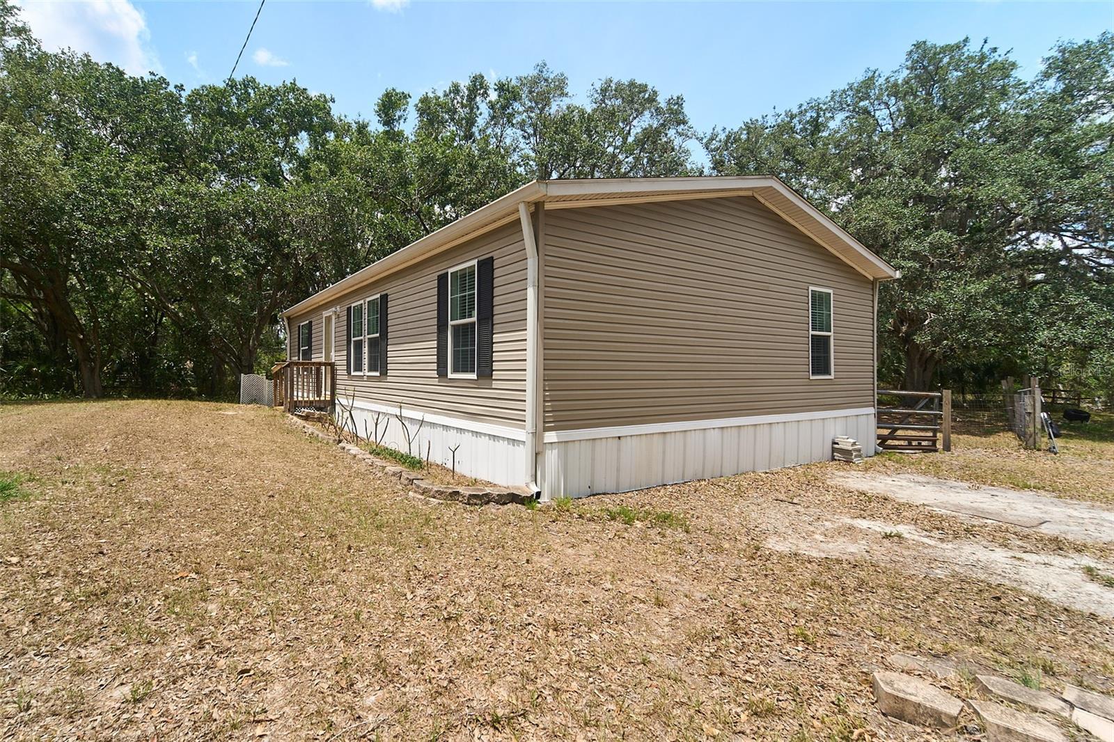 Image 4 of 47 For 720 Wendel Avenue