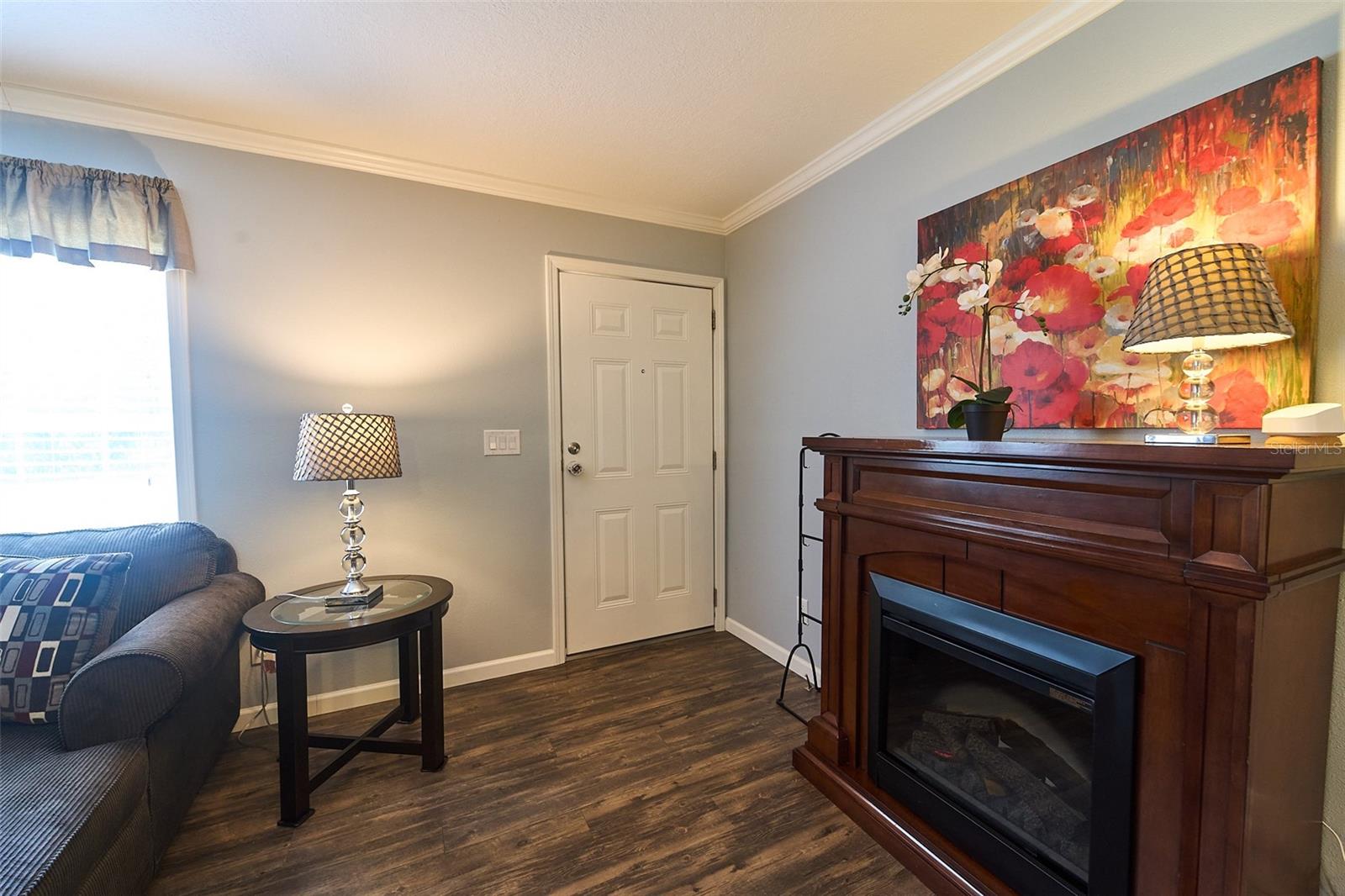 Image 6 of 47 For 720 Wendel Avenue