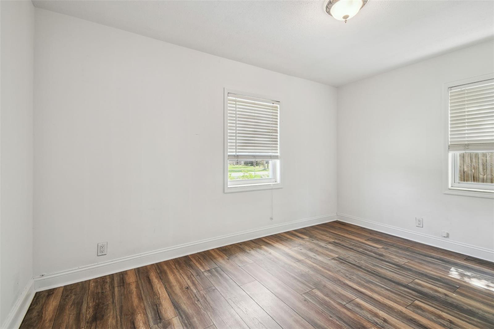 Image 11 of 44 For 3315 Pearl Avenue