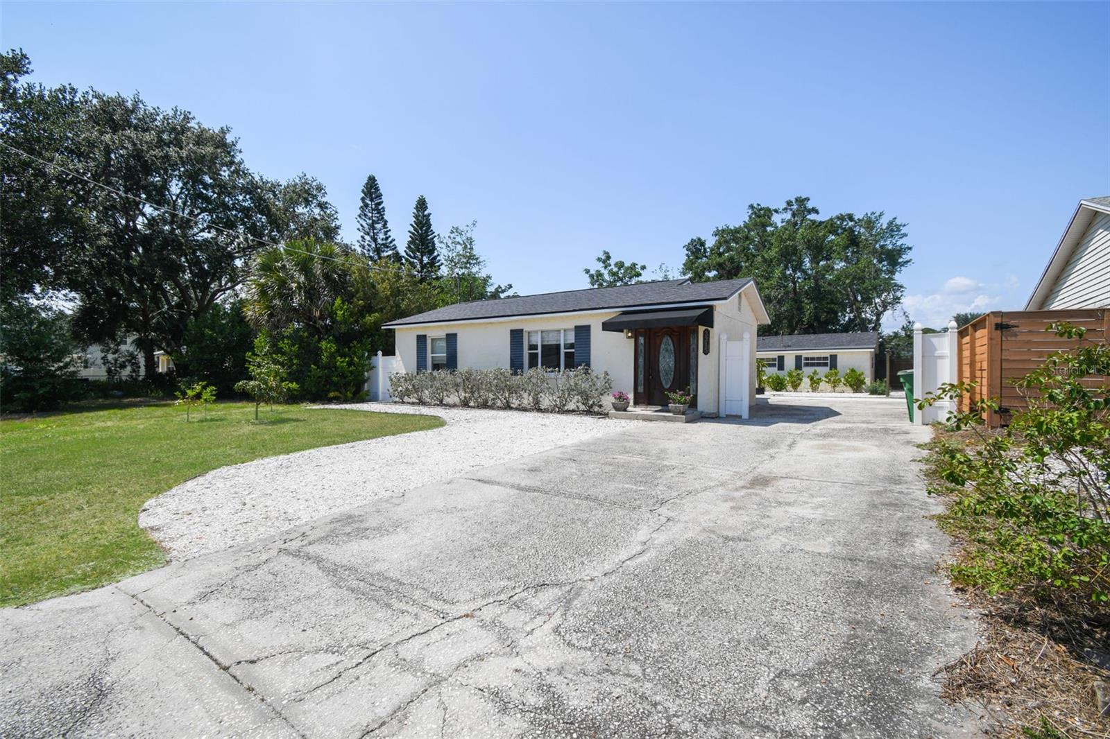 Image 2 of 44 For 3315 Pearl Avenue