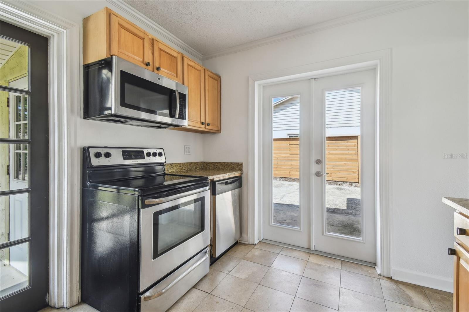 Image 20 of 44 For 3315 Pearl Avenue