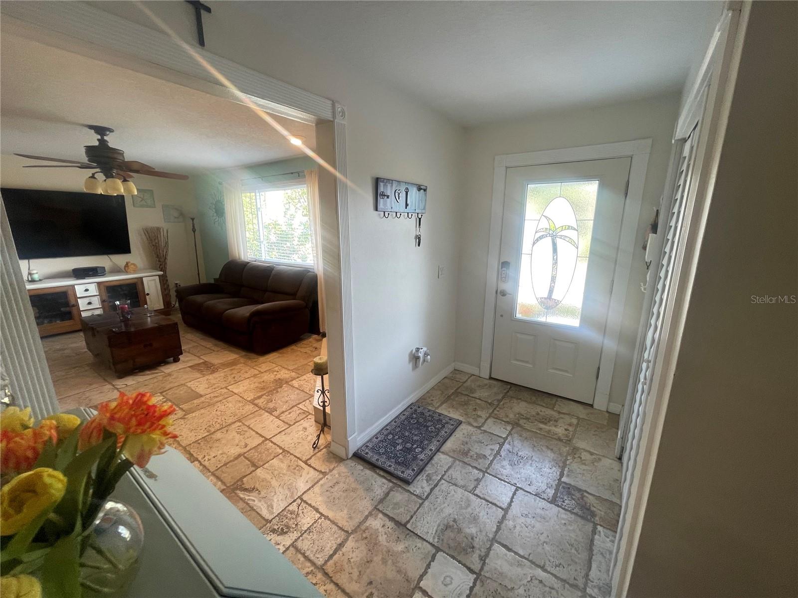 Image 18 of 44 For 6073 115th Avenue N
