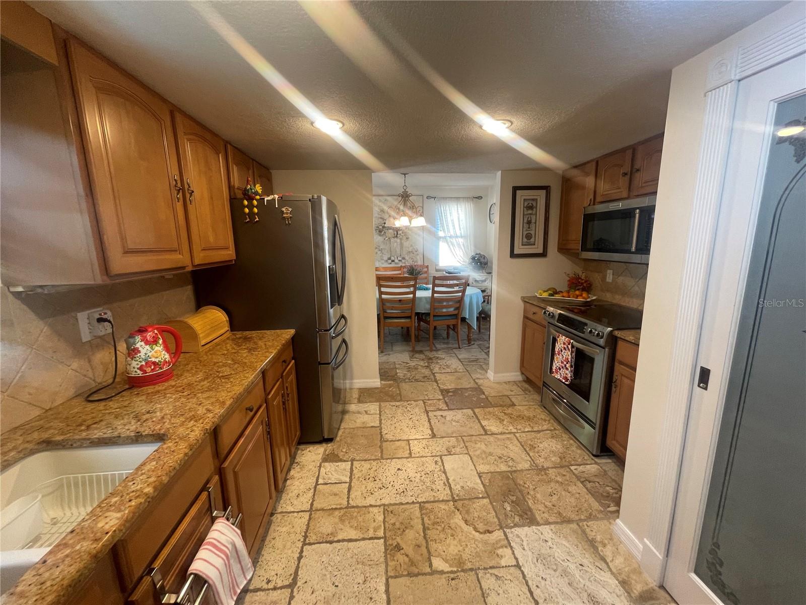 Image 21 of 44 For 6073 115th Avenue N