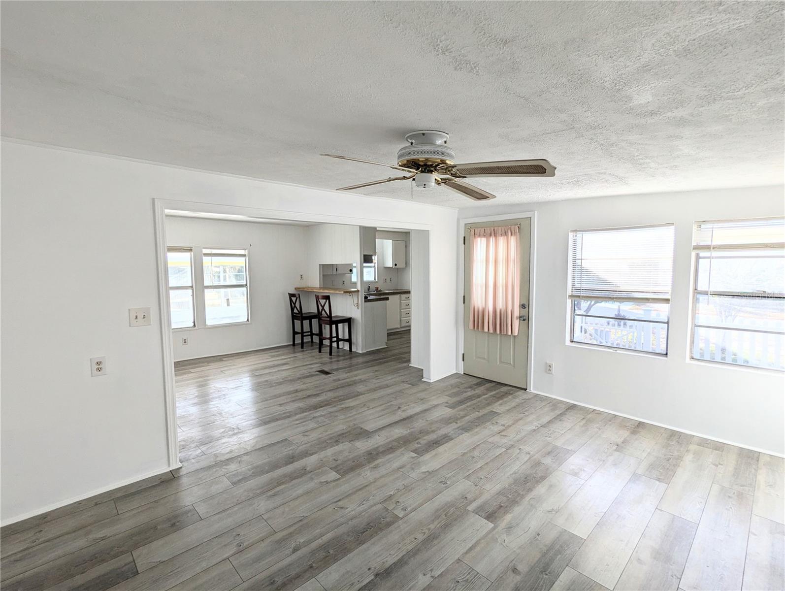 Image 5 of 15 For 6634 Avocado Drive