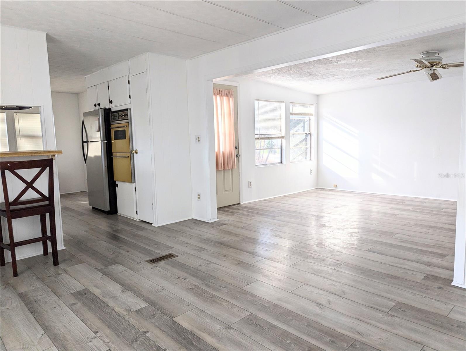 Image 6 of 15 For 6634 Avocado Drive