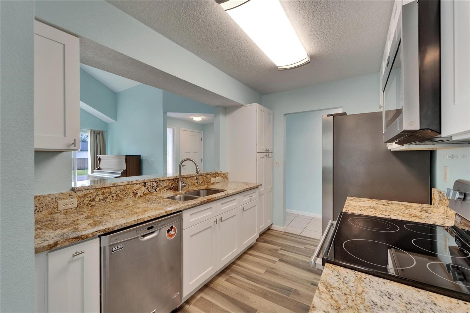 Image 12 of 59 For 23739 Forest View Drive