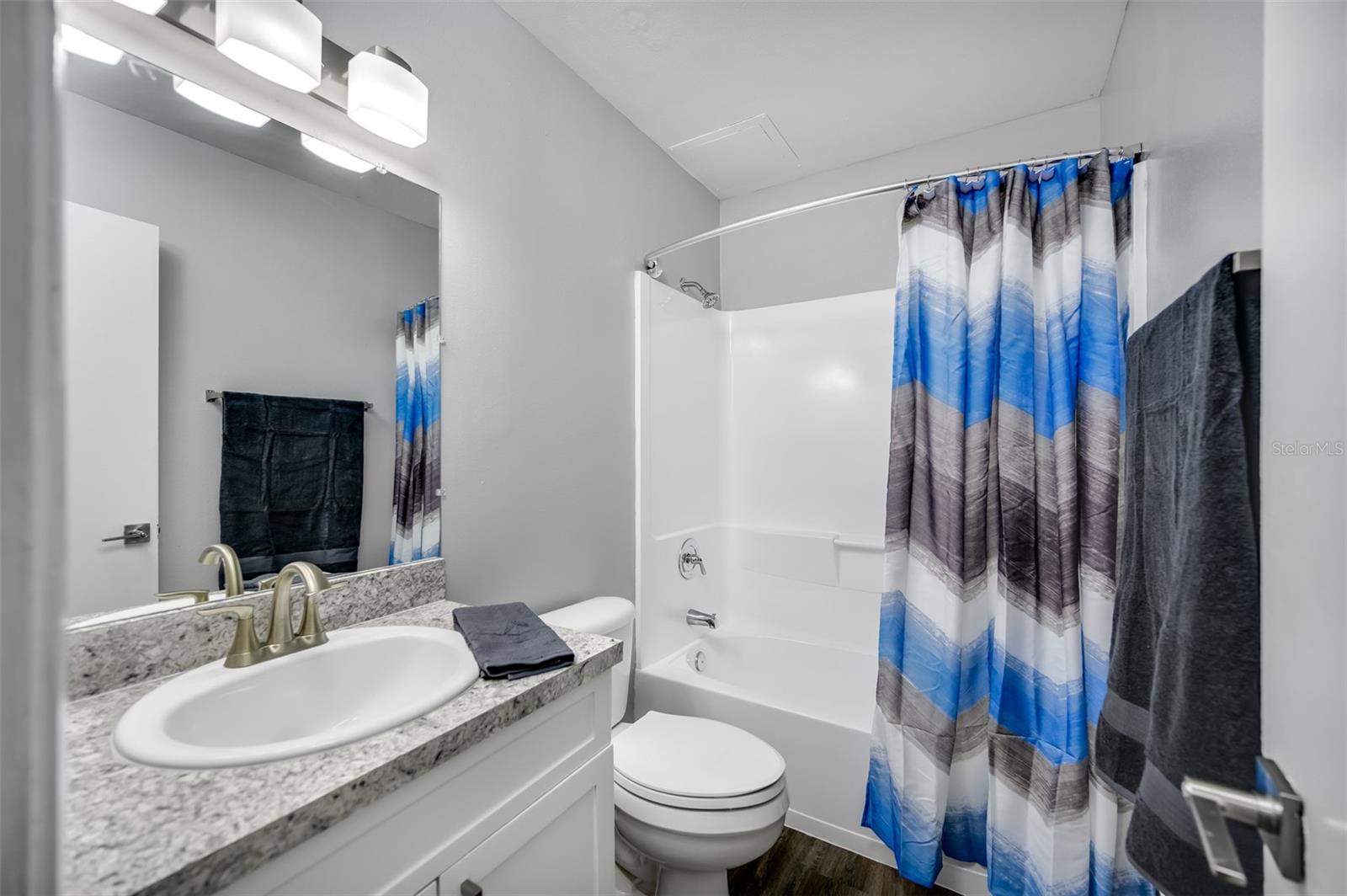 Image 2 of 10 For 2301 Sligh Avenue 27