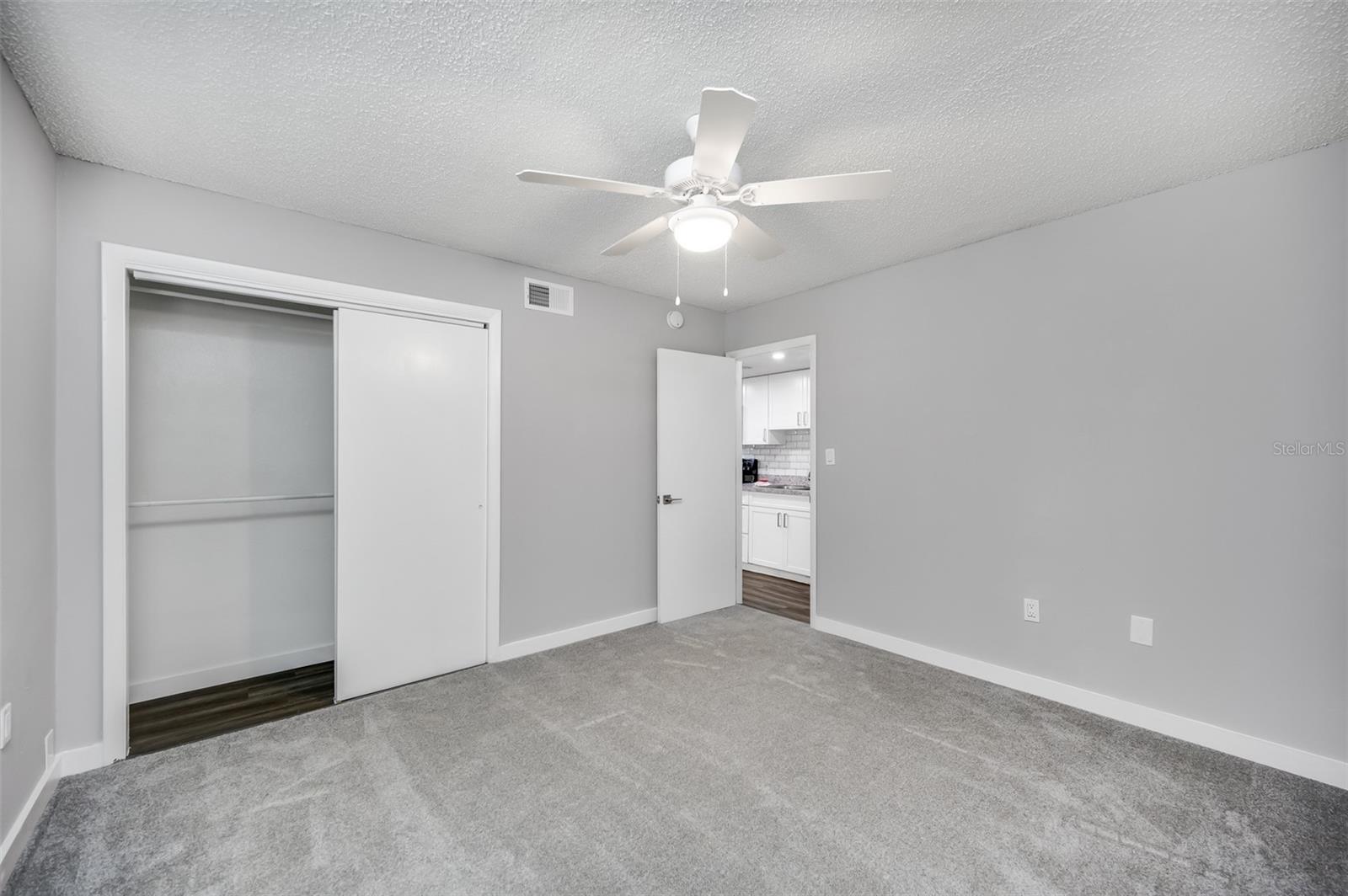 Image 3 of 10 For 2301 Sligh Avenue 27