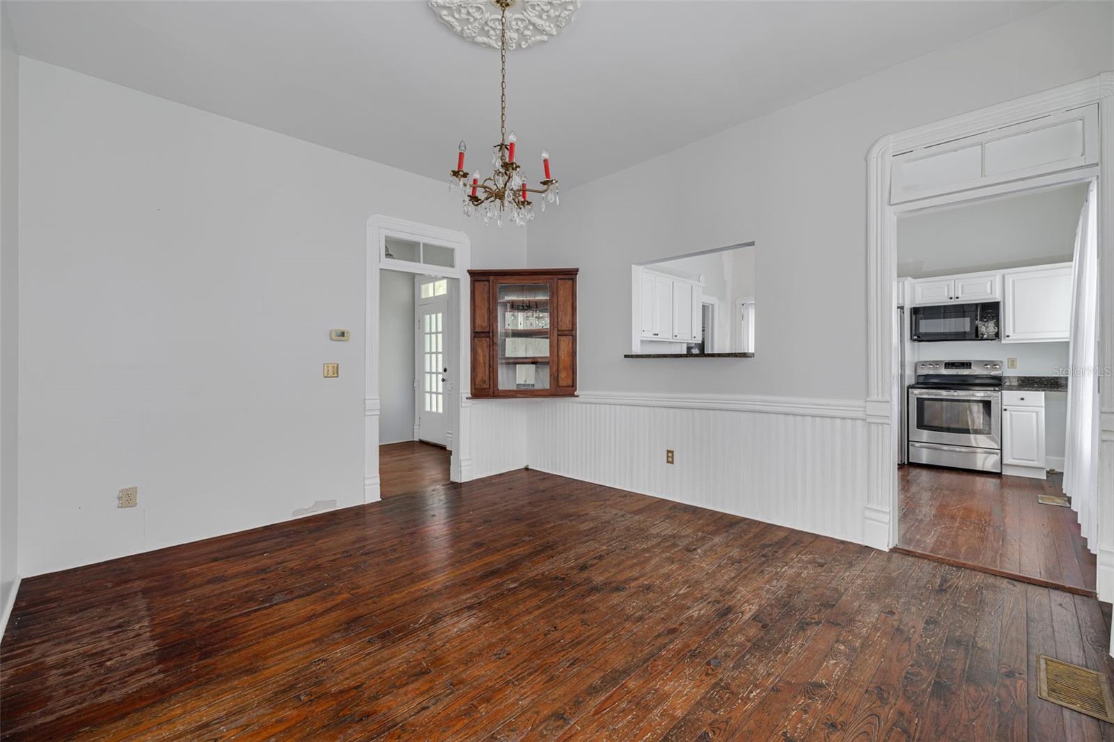Image 12 of 42 For 6904 Fitzgerald Street